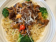 -马克西姆俄罗斯餐厅(通亚街店)