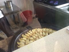 -小姜锅贴(凤凰街店)