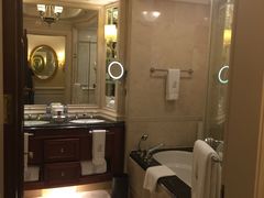 -广州富力丽思卡尔顿酒店