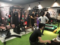 -征成健身连锁私教工作室(九公里店)