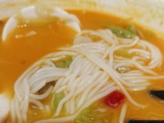 -粉小主·贵州酸汤牛肉粉(南京仙林金鹰店)