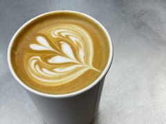 拿铁-Manner Coffee(IFS一楼店)