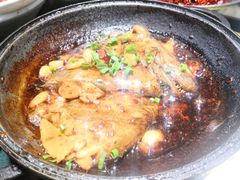 砂锅碟鱼头-叶派龙虾•招牌香辣蟹·海鲜(中海国际店)