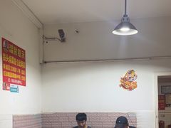 -铁头烧菜馆(立新路店)