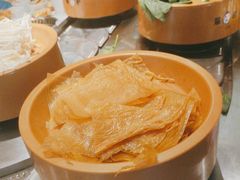 -龍歌自助小火锅(市南金茂湾店)