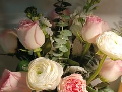 -亭亭鲜花店(中山北路店)