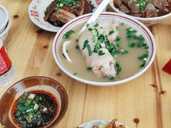 -老方桌烂蹄花川菜馆(九龙坡店)