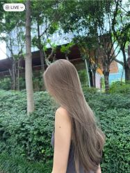 -Tloml salon