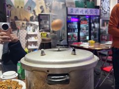 -蚝堡海鲜·威海菜·海肠捞饭·烧烤·亚洲吃蚝公司(幸福门店)