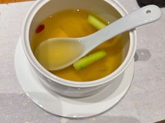 芦笋鱼唇汤-鲤院·新中式美学·庭院餐厅(夫子庙店)