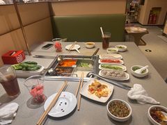 -海底捞火锅(新松江路生日主题店)