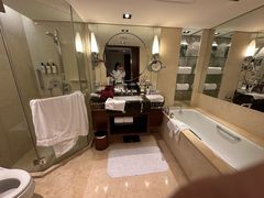 -上海波特曼丽思卡尔顿酒店