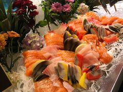 三文鱼-东华假日酒店自助餐