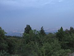 -鬼笑石后山停车场