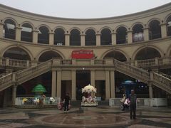 -王府井奥莱临潼小镇(临潼店)