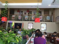 大堂-嘉和一品粥(津华昌道店)