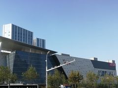 -永旺黄岛购物中心