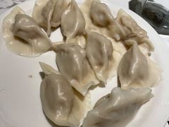 酸菜猪肉馅饺子-关东小磨东北菜(漕河泾印象城店)