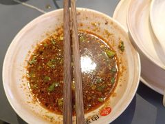 -由衷贵州酸汤牛肉火锅(新桥店)