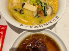 -渝是乎酸菜鱼(龙旗购物中心店)