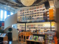 -黑胶星球(华发中城商都店)