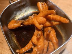 弄堂里的卤鸡爪-弄堂里·寻味杭州(湖滨银泰in77C区店)