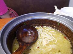 -周鱼小馆石锅酸菜鱼(活力汇店)