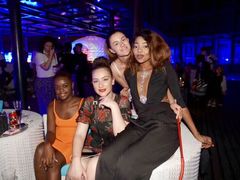 -异次元·LIGHT HOUSE·美食酒廊·休闲露台