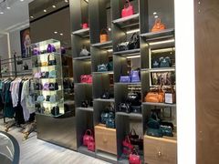 -Vivienne Westwood(上海来福士广场店)