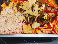 -在巷子里的烤肉店·螺蛳粉烤鱼·牛蛙(和美城店)