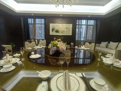 -德信恒隆国际酒店