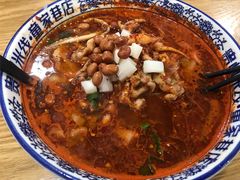 水煮鱿鱼须米线-贵州米线(童家巷店)