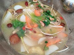 -姚记抚仙湖石锅鱼庄