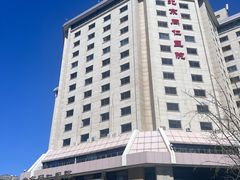 -同仁验光配镜(中心店)