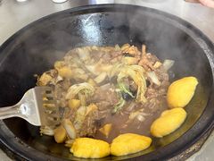 -粘豆包柴火铁锅炖