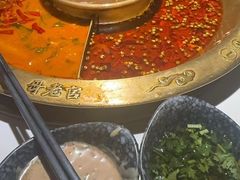-新哥老官·畅吃123·美蛙世界(苏宁广场店)