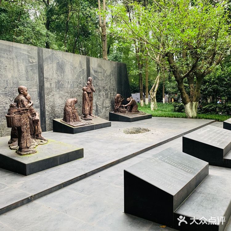 中国最悠闲的公园，1000多人的喝茶🍵采耳👂长队