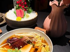 -蟹犇前•帝王蟹雪蟹(陆家嘴店)