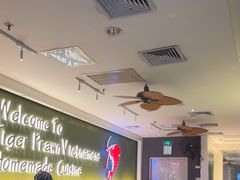 -大头虾越式风味餐厅(光明广场店)