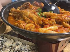 鸡爪锅-HOTISLAND海鸡岛(宝业路店)