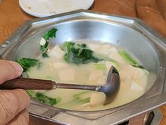 -赶海部落海鲜城(海阳路店)