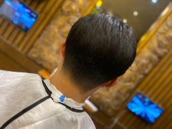 -红人馆造型世爵国际