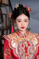 -LOVINA洛维娜婚纱礼服