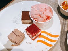 冰淇淋-V-ONE西雅图海鲜自助餐厅(仓山万达广场店)