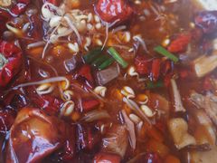 特色毛血旺-金叶酒家(新华路店)
