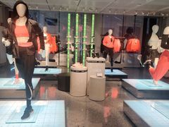 -NIKE品牌体验店(南京东路店)