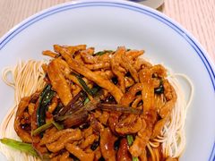 肉丝葱油拌面-君东记本帮面馆(天钥桥路店)