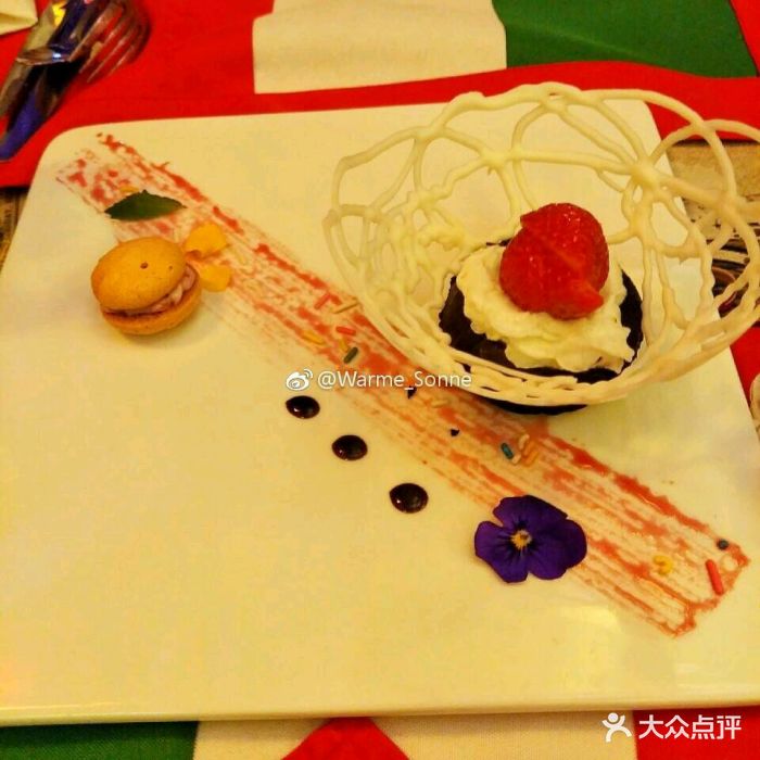 威尼斯酒吧西餐(意大利风情街店)白色恋人图片