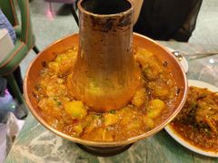土司铜锅油焖鸡-浩海火烧云傣家菜(京广店)
