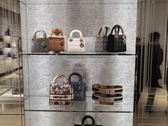 -DIOR迪奥(德基广场女装店)